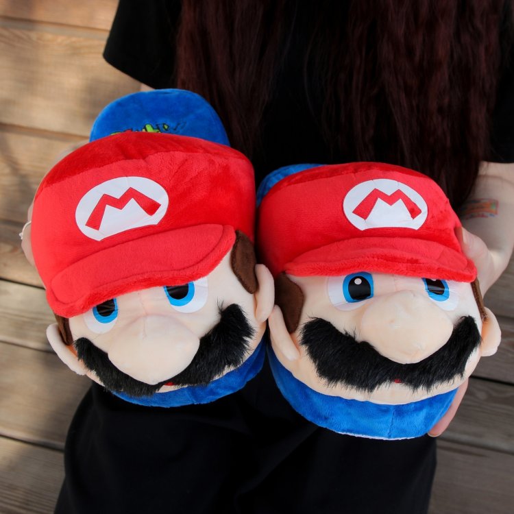 Плюшевые тапочки Марио